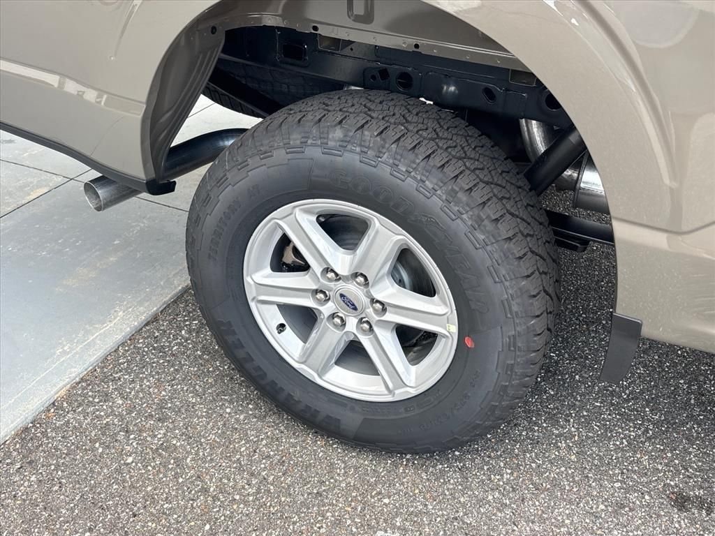 New 2026 Marsh Gray Ford XLT image 27