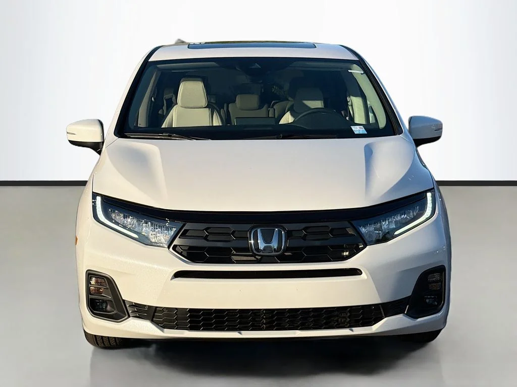 New 2026 Platinum White Pearl Honda EX-L image 4