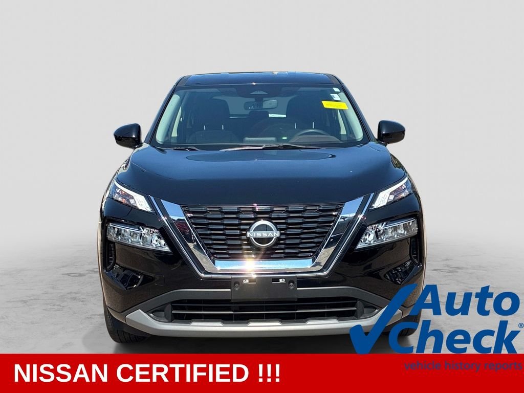 Used 2023 Black Nissan SV image 2