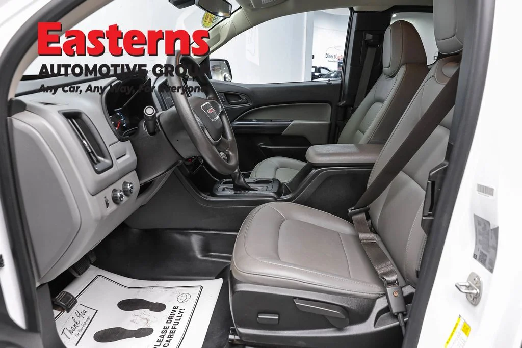 Used 2022 White GMC Elevation Standard image 14