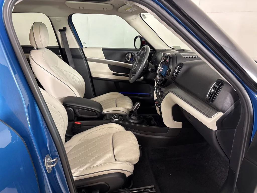Used 2023 Island Blue Metallic MINI Iconic image 15