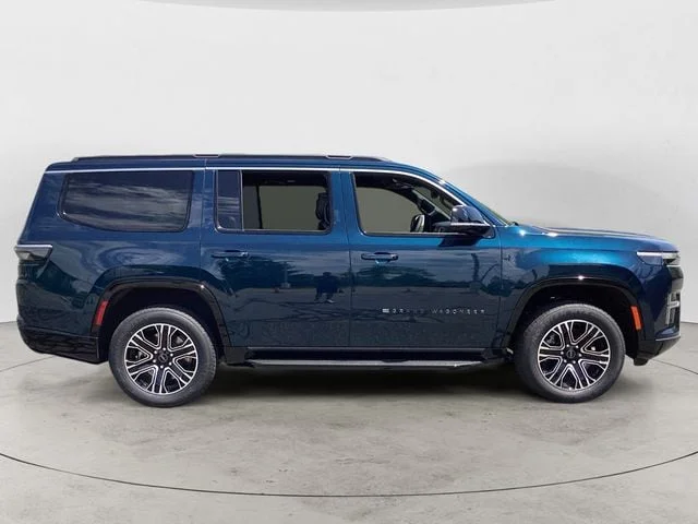 New 2026 Fathom Blue Pearlcoat Jeep 4X4 image 7