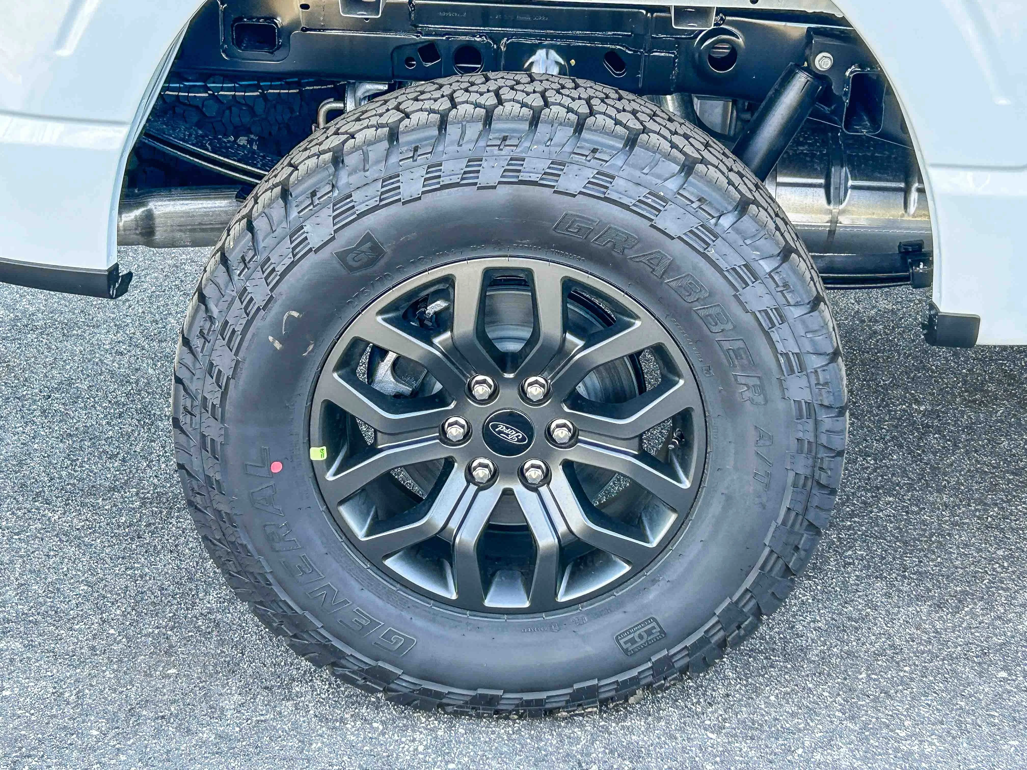 New 2026 Oxford White Ford Tremor® image 11