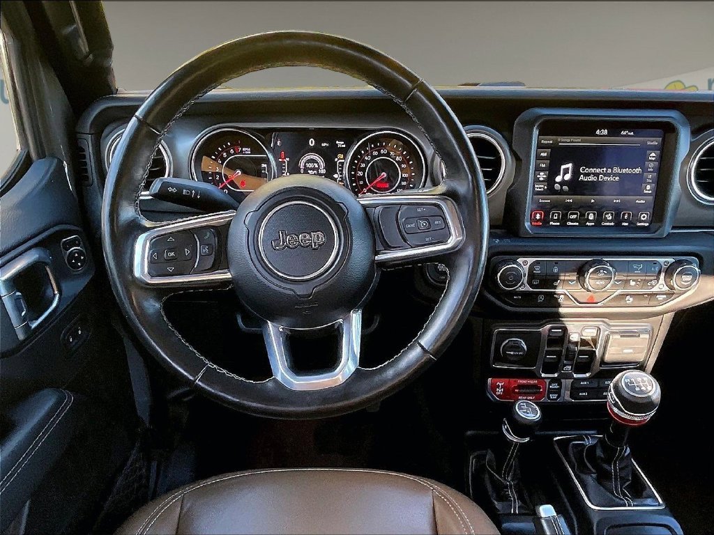Used 2021 Gray Jeep Rubicon image 17