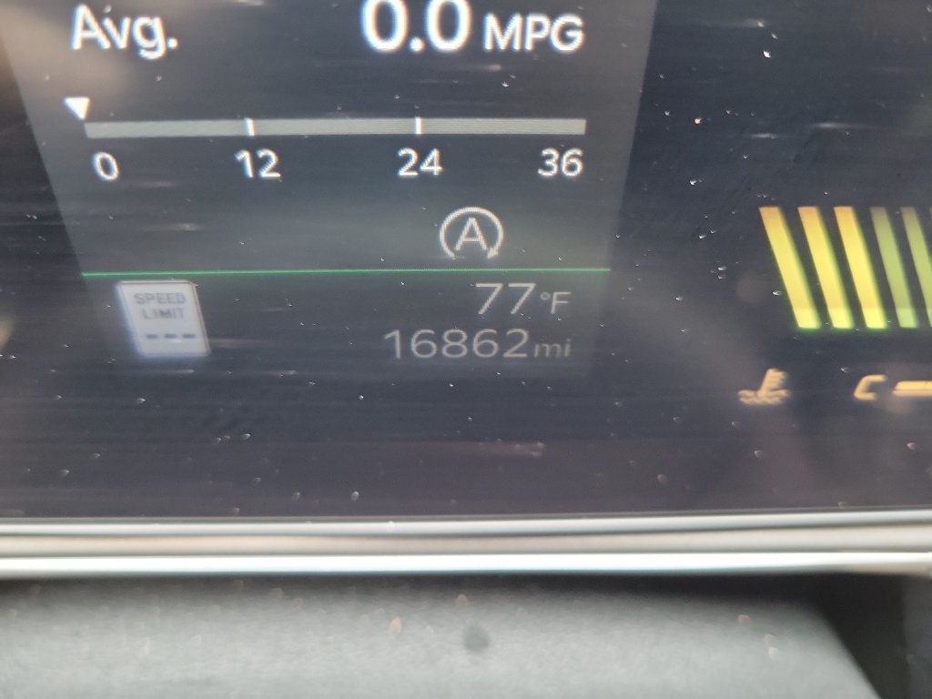 Certified Used 2025 Glacial White Pearl Kia S image 26