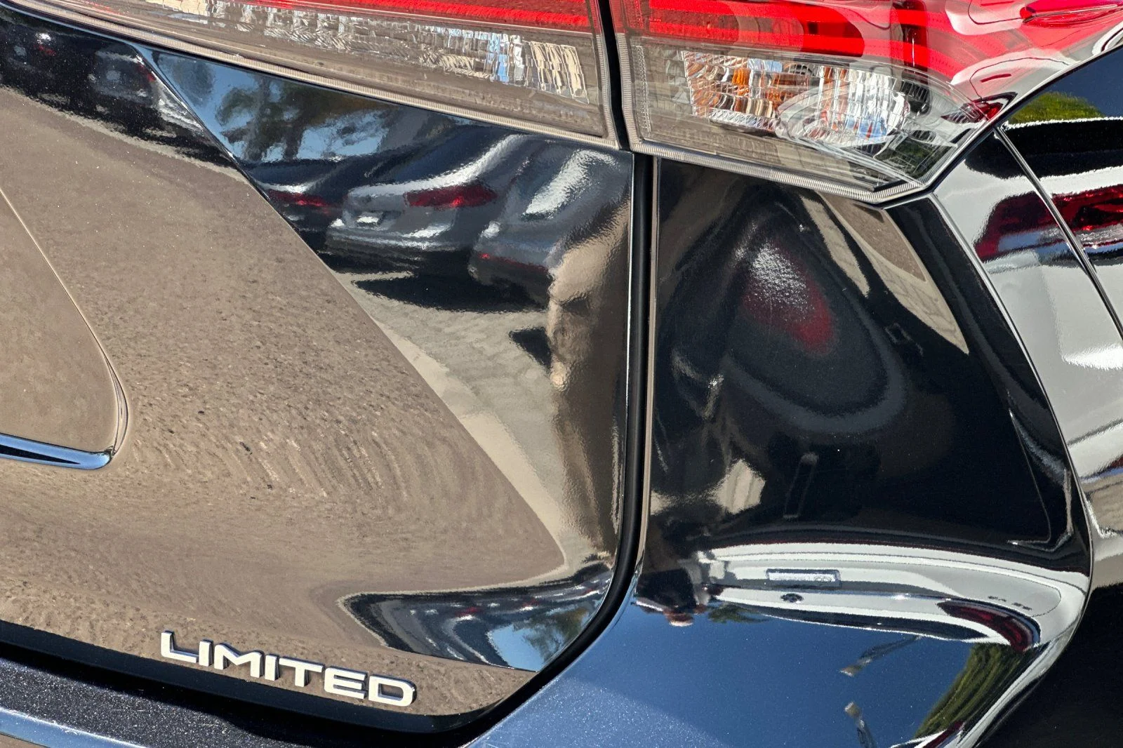 2020 Toyota Highlander Limited - Photo 28
