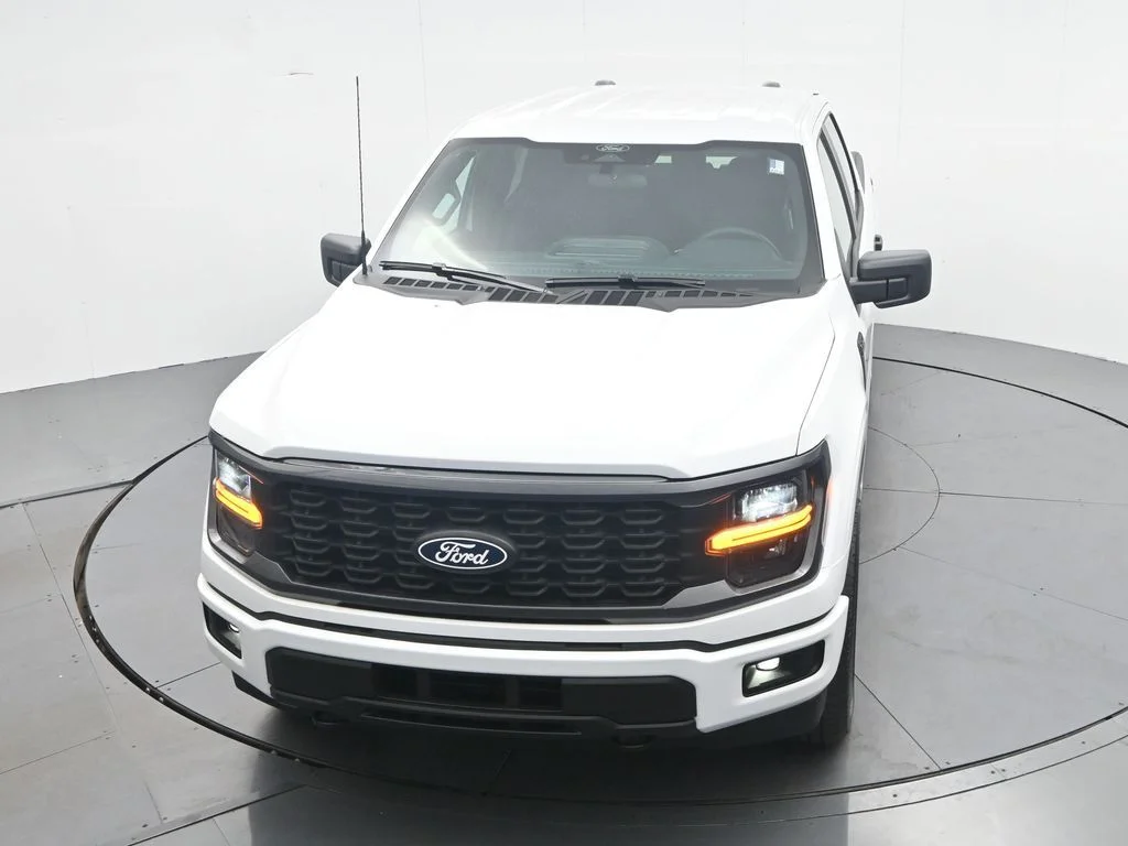 New 2026 Oxford White Ford STX® image 23