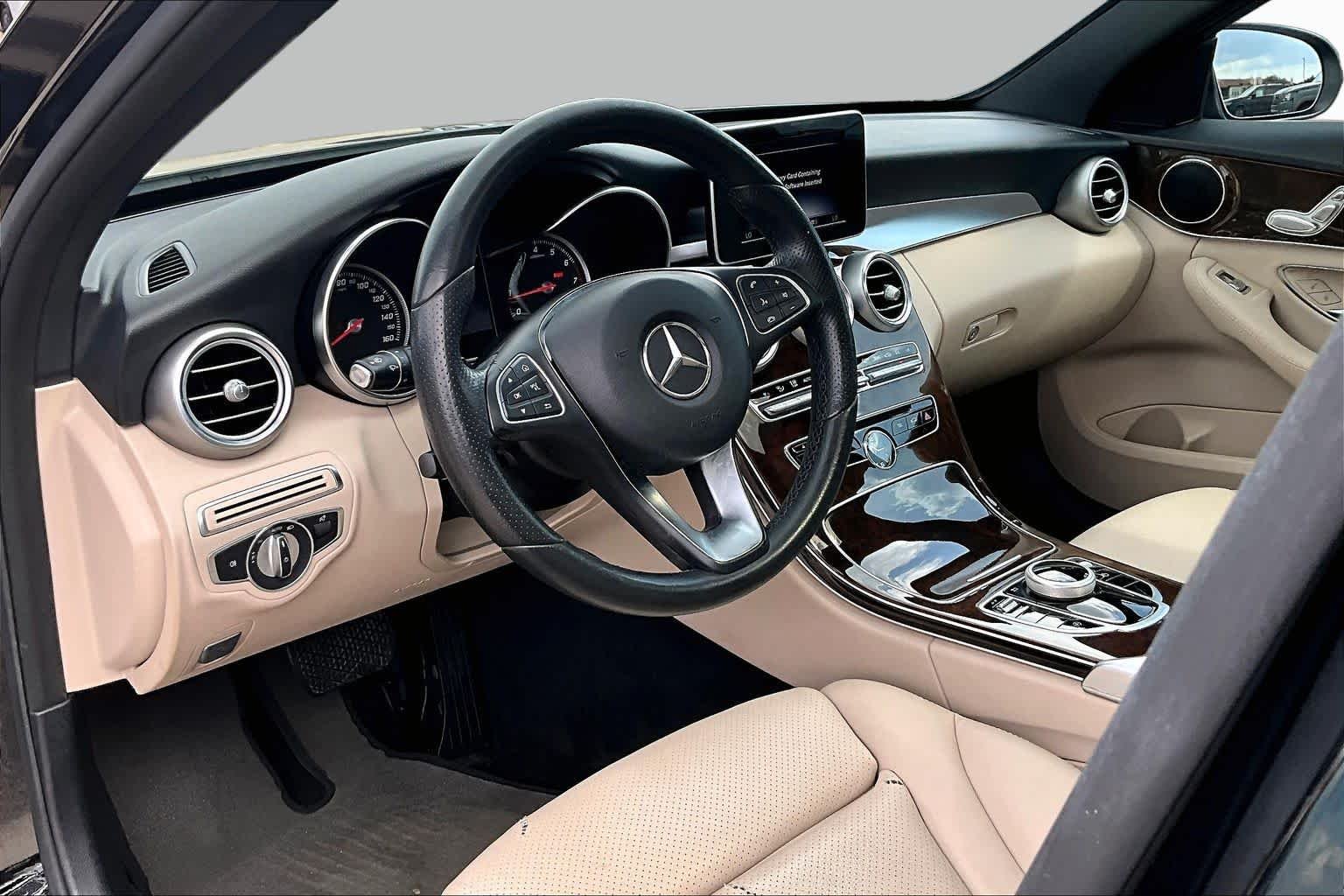 Used 2018 BLACK Mercedes-Benz C 300 image 18