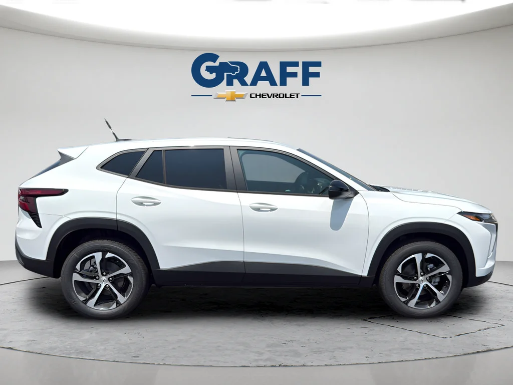 2026 Chevrolet Trax RS - Photo 9