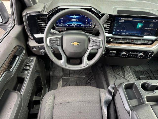 2025 Chevrolet Silverado 1500 LT - Photo 23