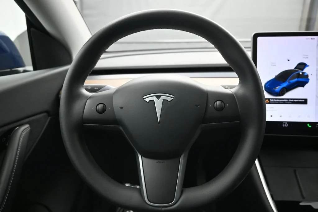 Used 2021 Blue Tesla Long Range image 13