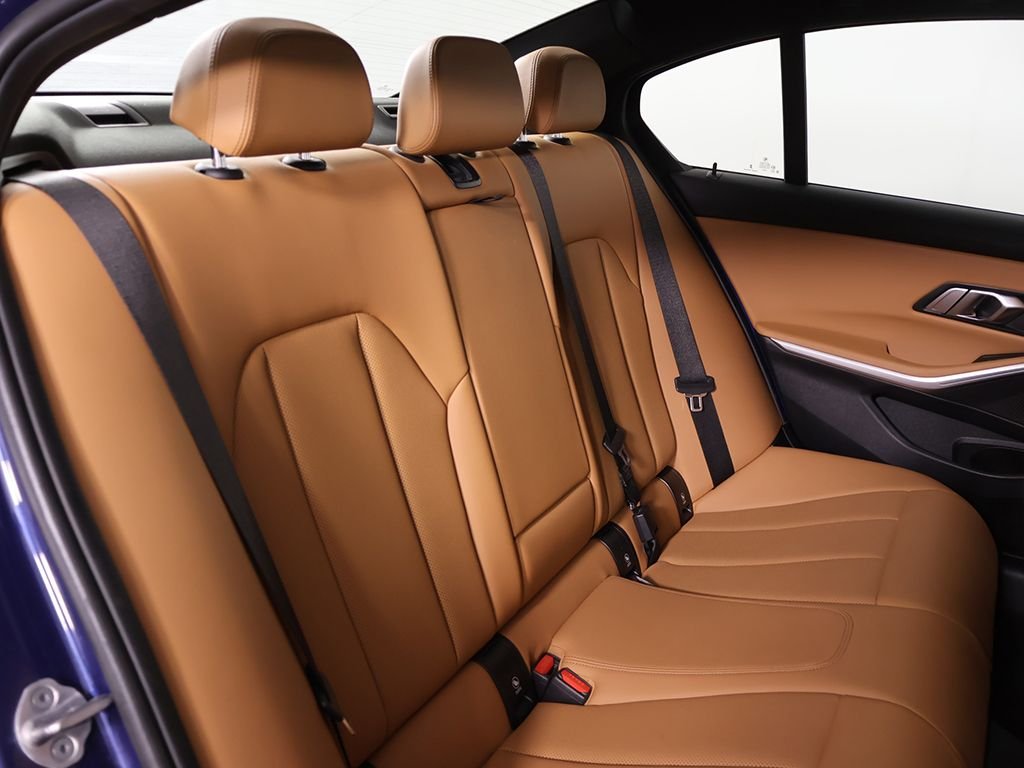 2023 BMW 3 Series 330i - Photo 33