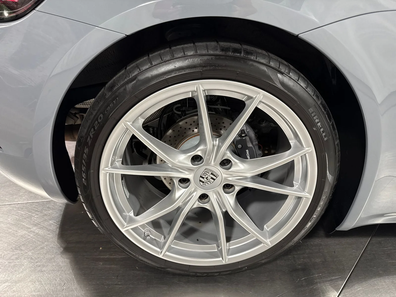 Used 2025  Porsche Base image 12