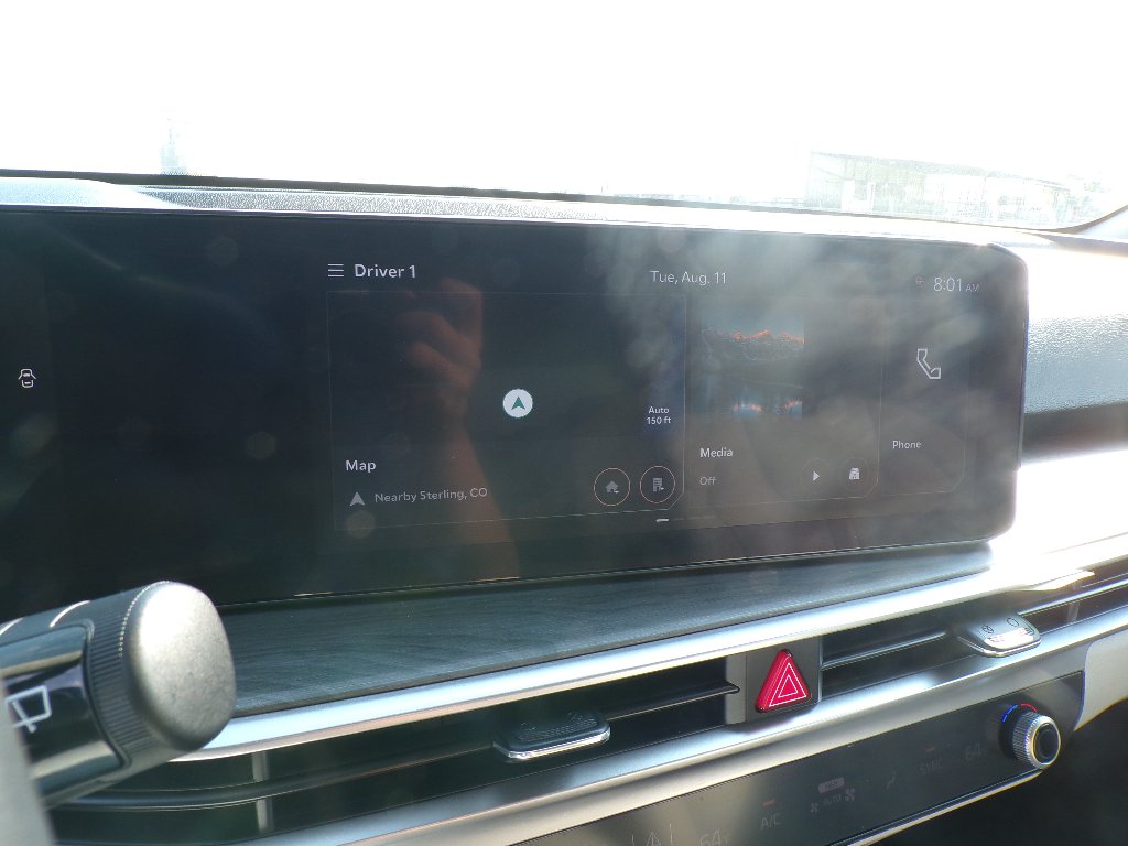 Used 2024 Jungle Green Kia X-Line EX image 14