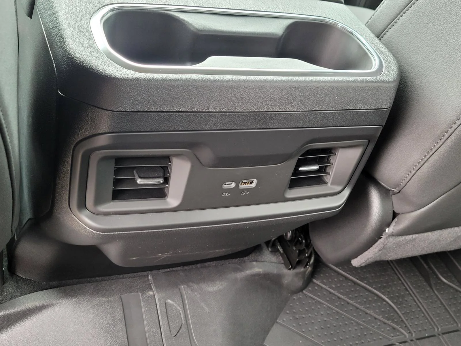 2026 Chevrolet Silverado 1500 RST - Photo 12