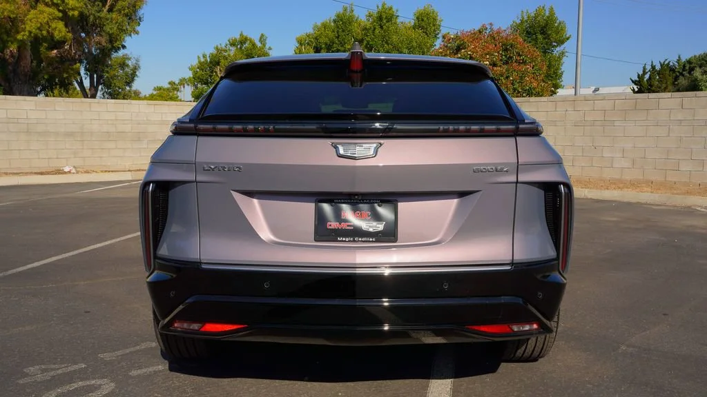 2026 Cadillac LYRIQ Luxury - Photo 8