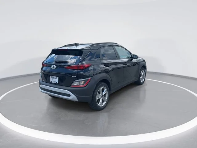 Used 2023 Black Hyundai SEL image 7