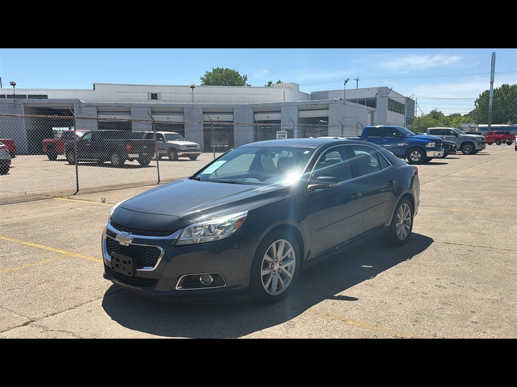 Used 2015 Chevrolet Malibu LT with VIN 1G11D5SL5FF172732 for sale in Flint, MI