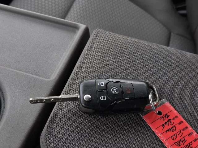Used 2019 Blue Ford XLT image 35