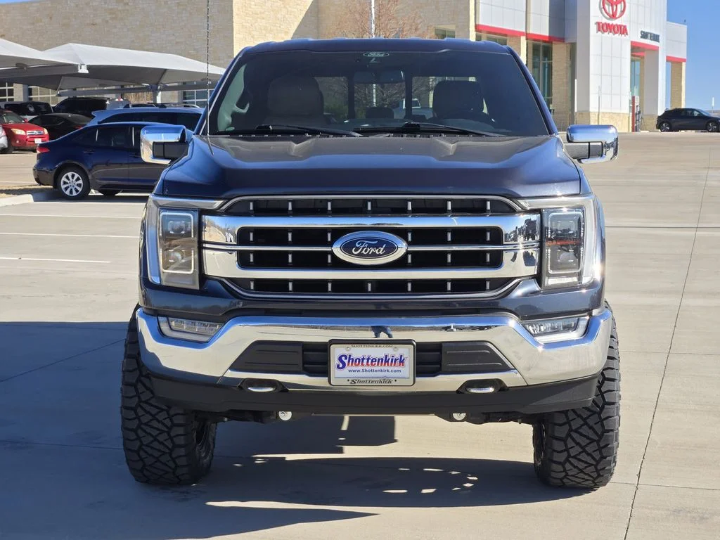 Used 2021  Ford Lariat image 8
