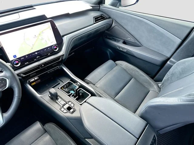 Used 2024 Silver Lexus 350 Luxury image 23