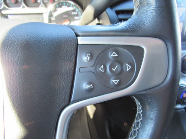 Used 2018 Gray GMC SLE image 18