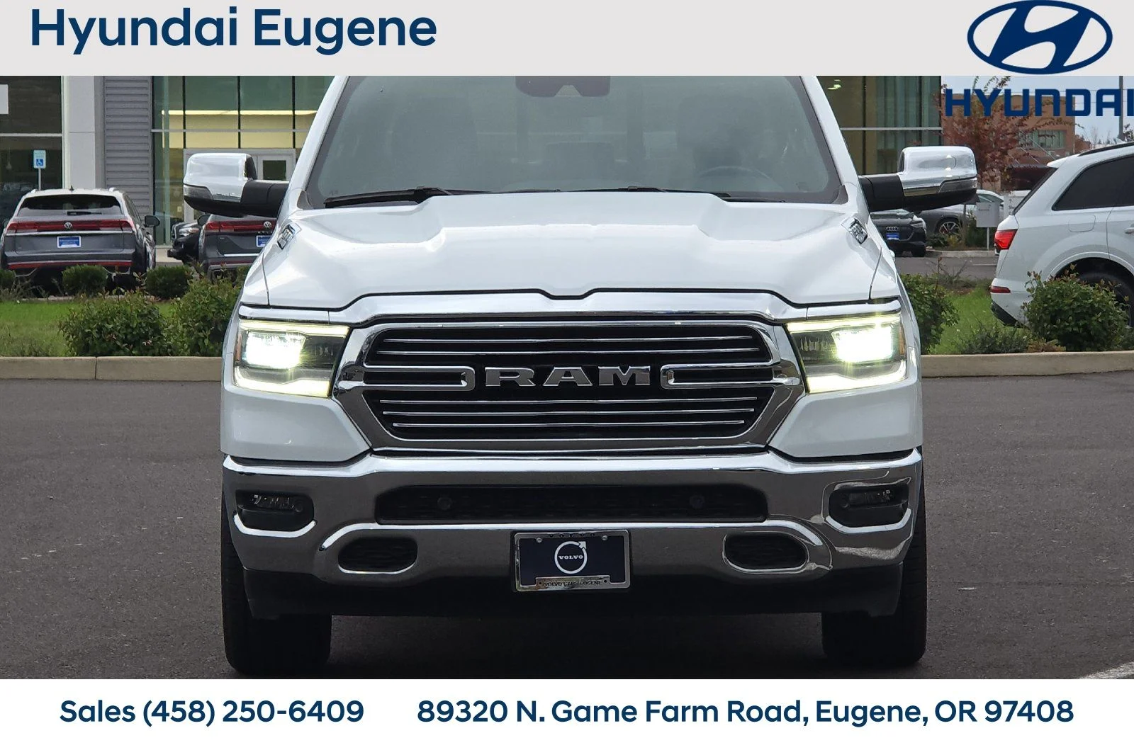 Used 2023 White Ram Laramie image 10