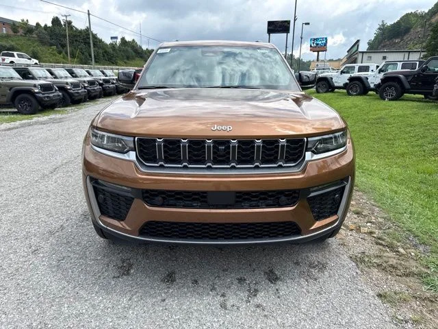 New 2026 Copper Shino Metallic Clearcoat Jeep Limited image 8
