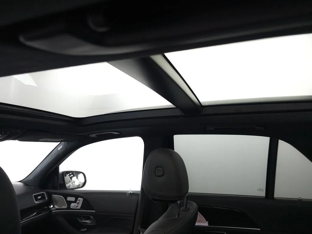Used 2024 MANUFAKTUR Alpine Gray Mercedes-Benz GLE 63 S AMG® image 26