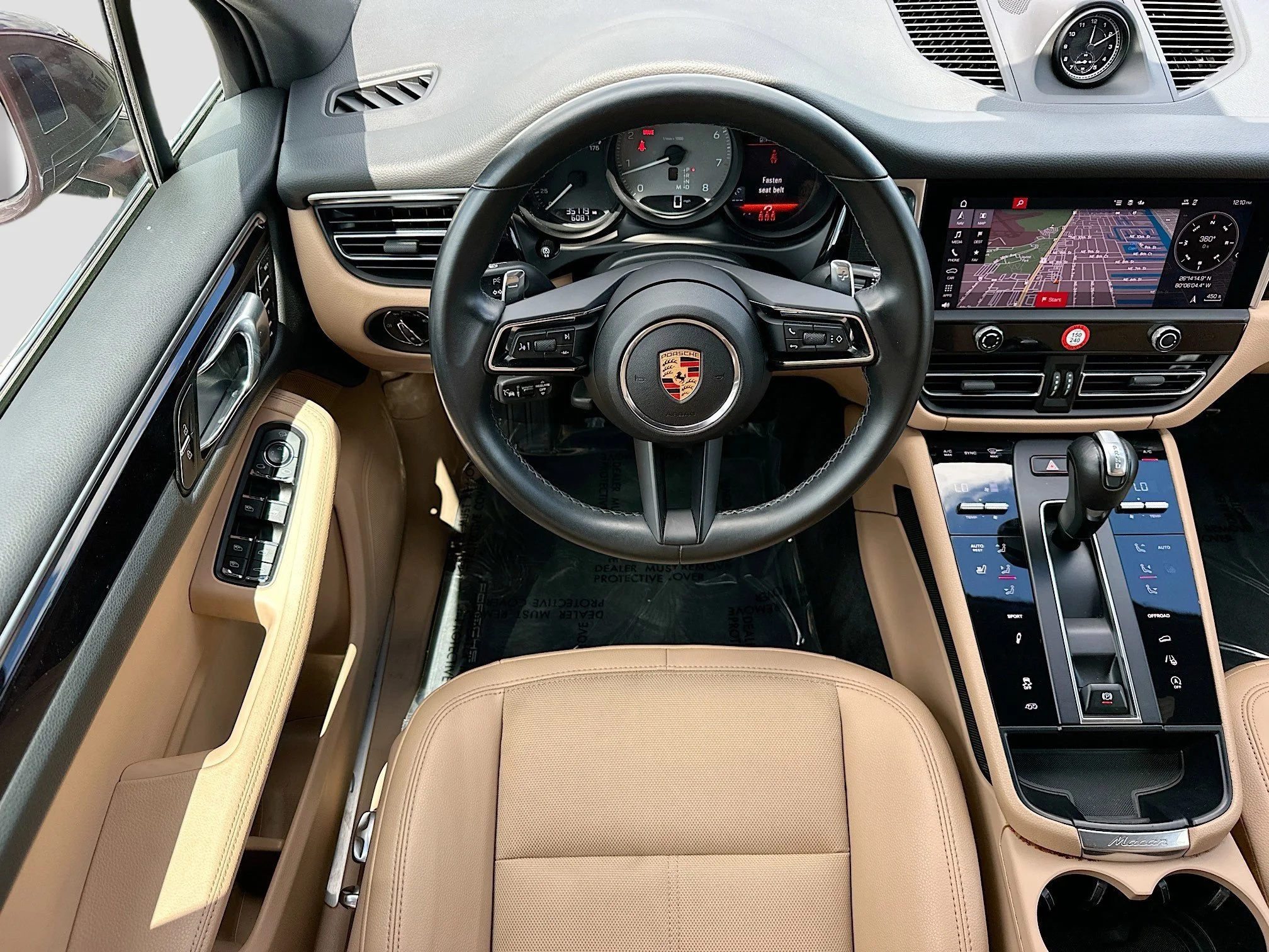 2024 Porsche Macan S - Photo 21