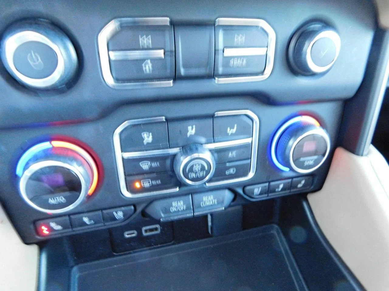 Used 2023 Iridescent Pearl Tricoat Chevrolet 2WD 4DR PREMIER image 44
