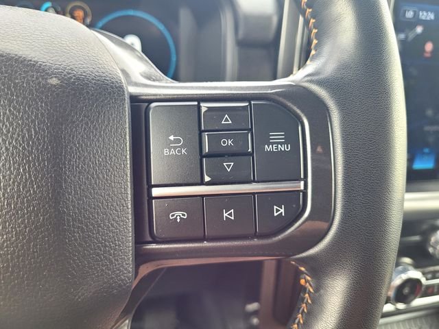 Used 2023  Ford Tremor image 23