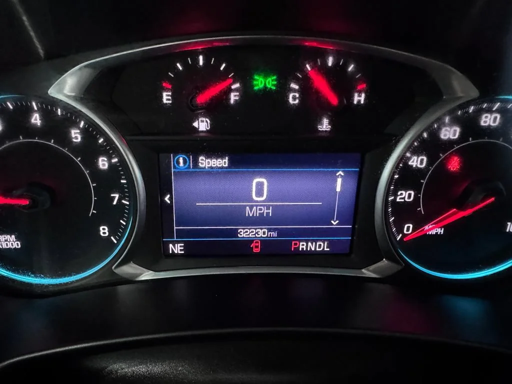2022 Chevrolet Equinox LS - Photo 16