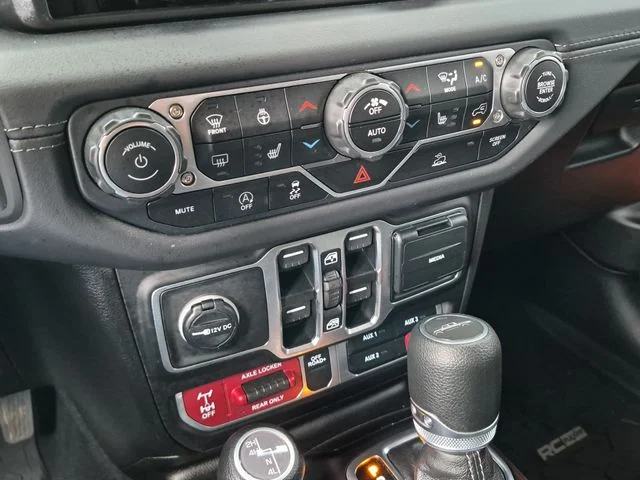 Used 2025 Orange Jeep Mojave image 36