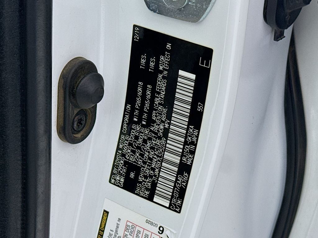 Used 2020 White Lexus 460 image 34