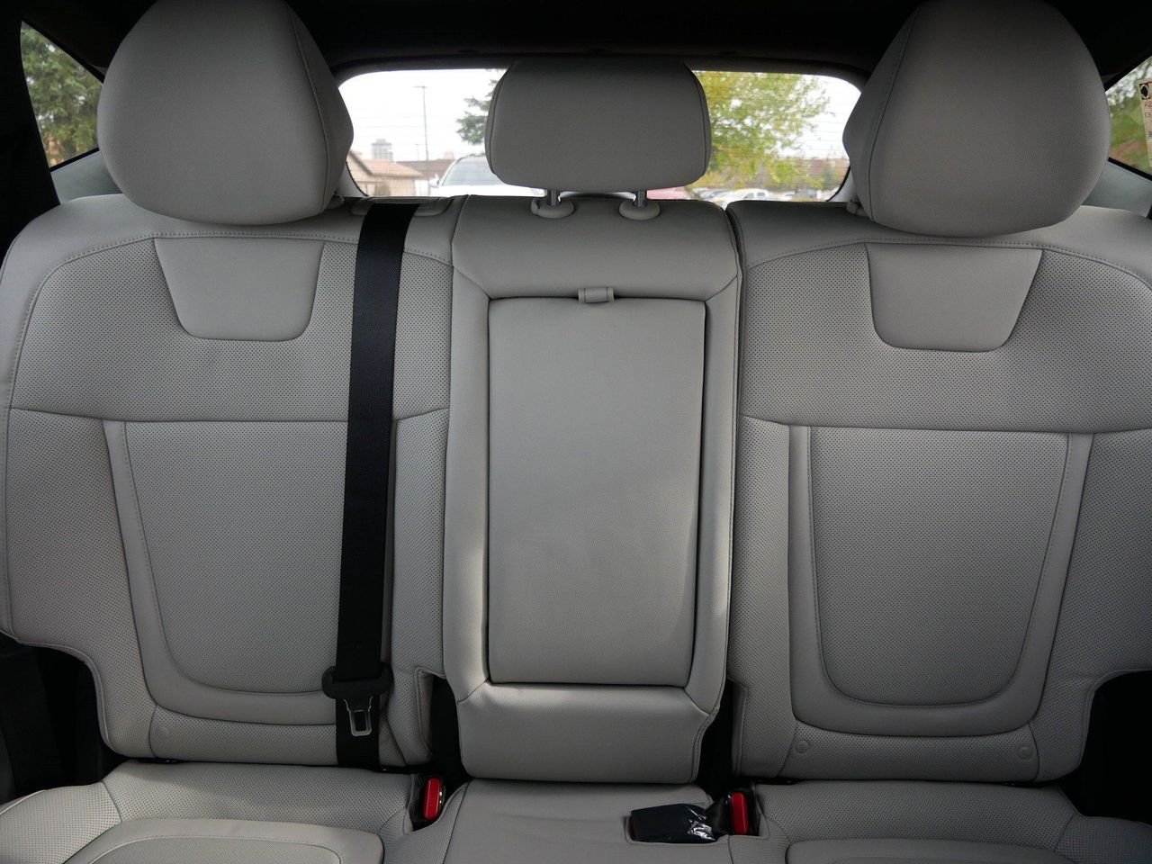 New 2026 Creamy White Pearl Hyundai Limited image 7