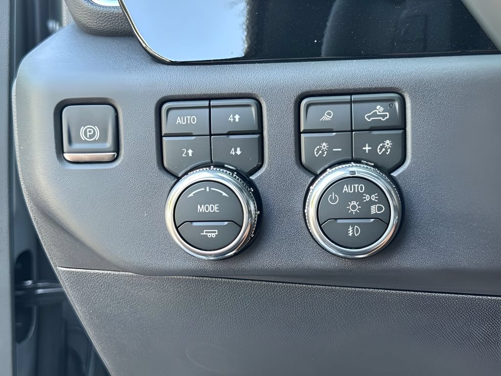 2026 GMC Sierra 1500 SLT - Photo 21