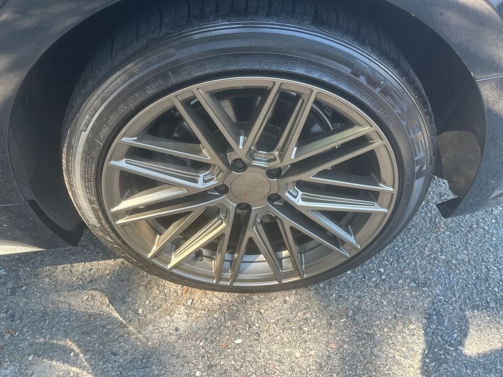 Used 2019 Black Audi 2.0T Premium Plus image 10