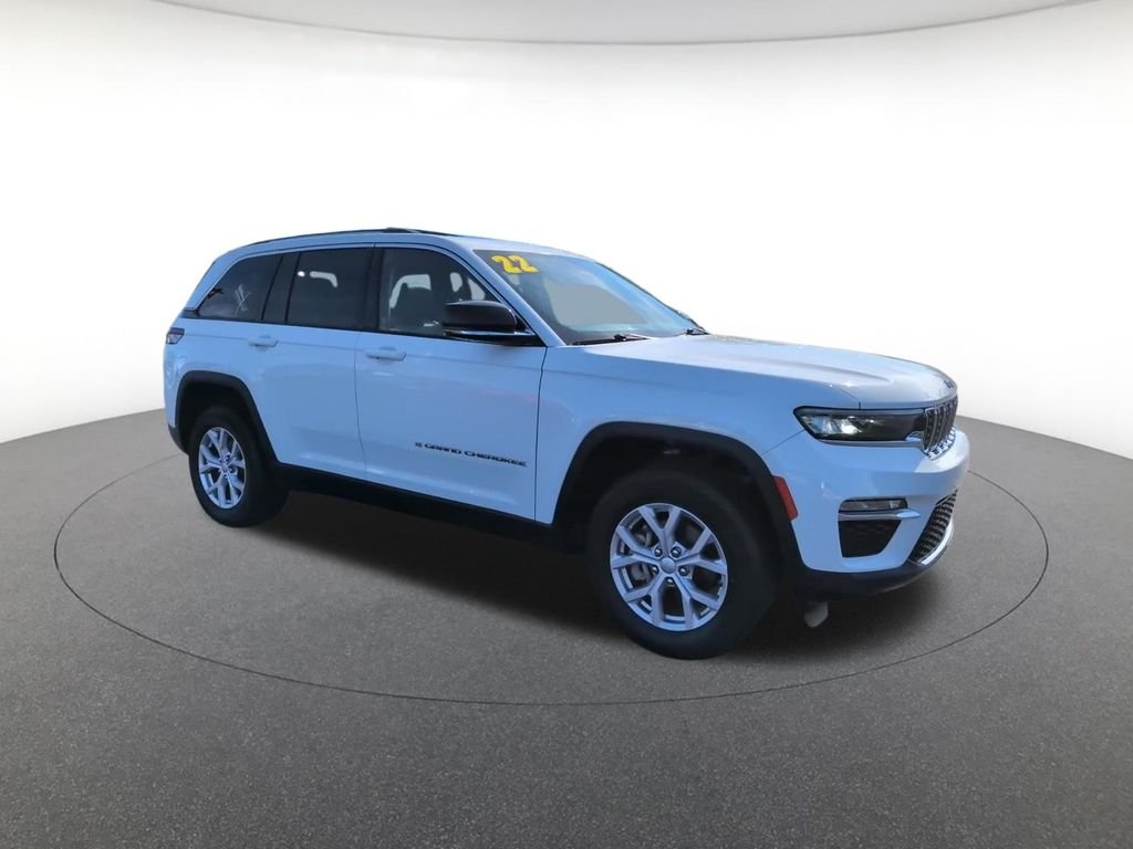Certified Used 2022 White Jeep Limited image 3