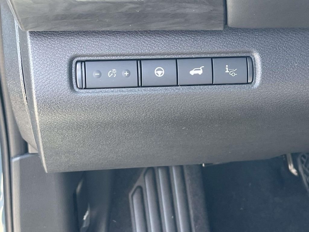 New 2026 Baltic Teal Pearl Nissan Platinum image 21