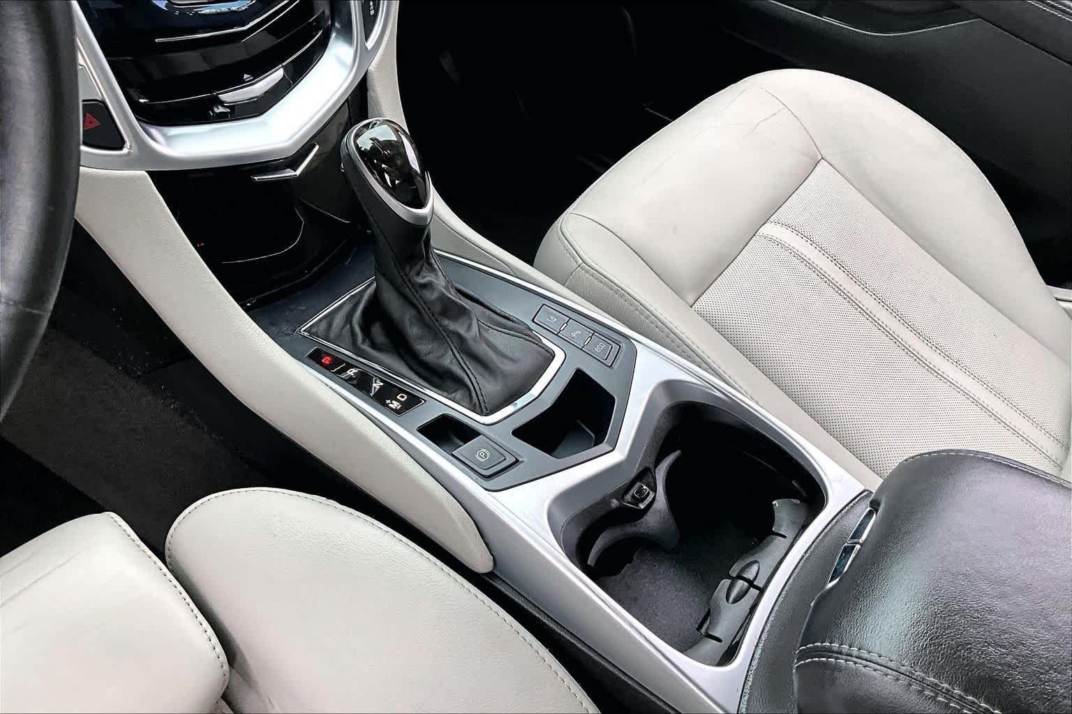 Used 2016 Platinum Ice Tricoat Cadillac Luxury Collection image 17