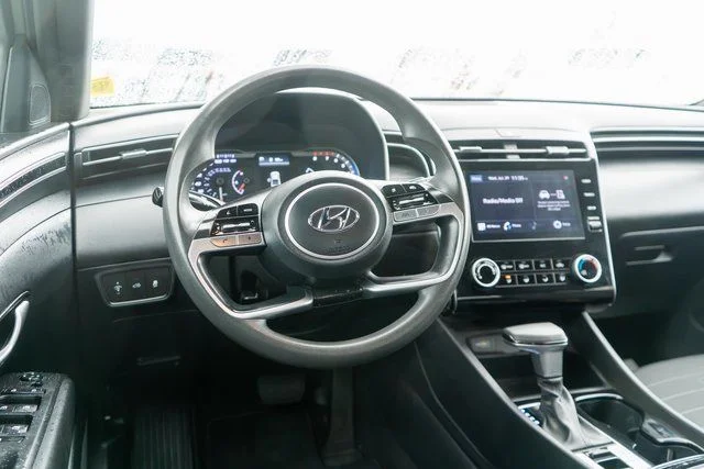 Used 2022 Green Hyundai SEL image 14