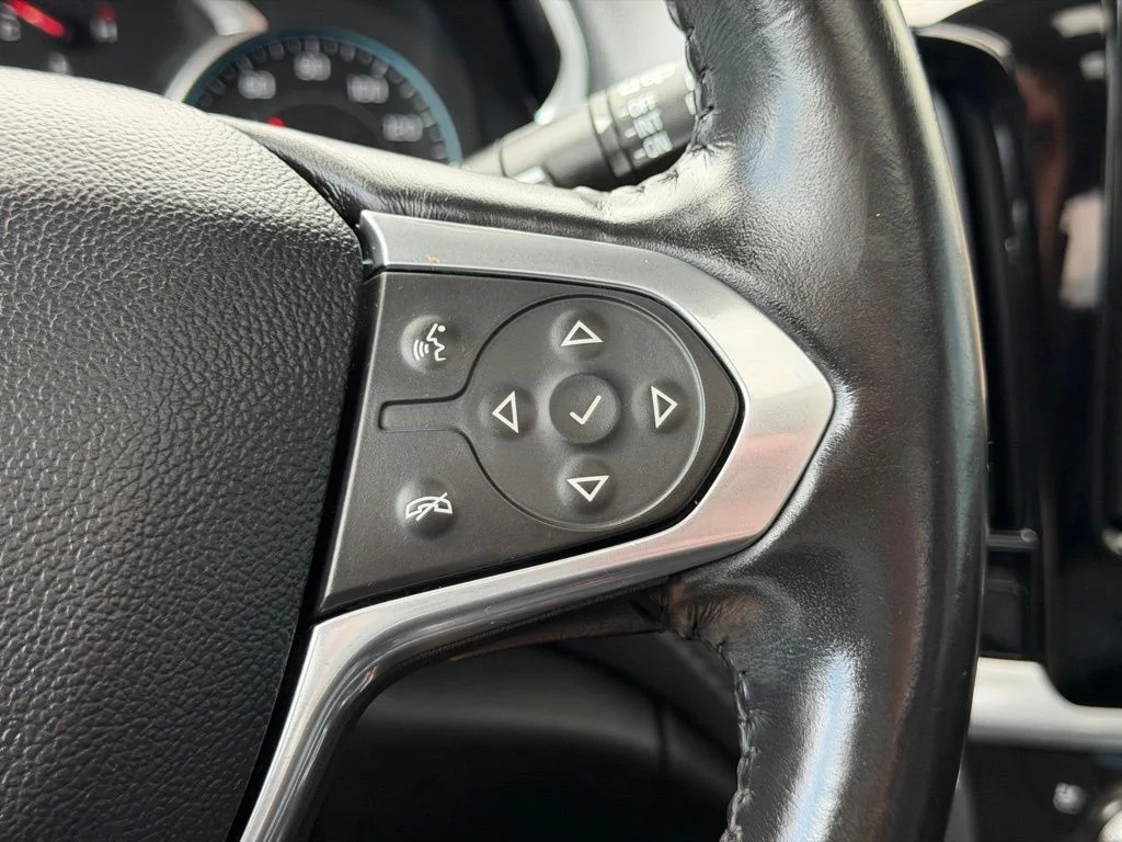 Used 2020 Black Chevrolet Premier image 17