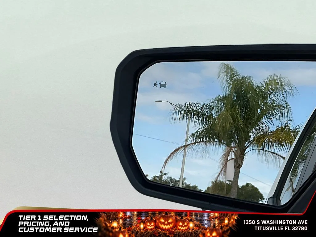 New 2026 Summit White GMC Elevation image 28