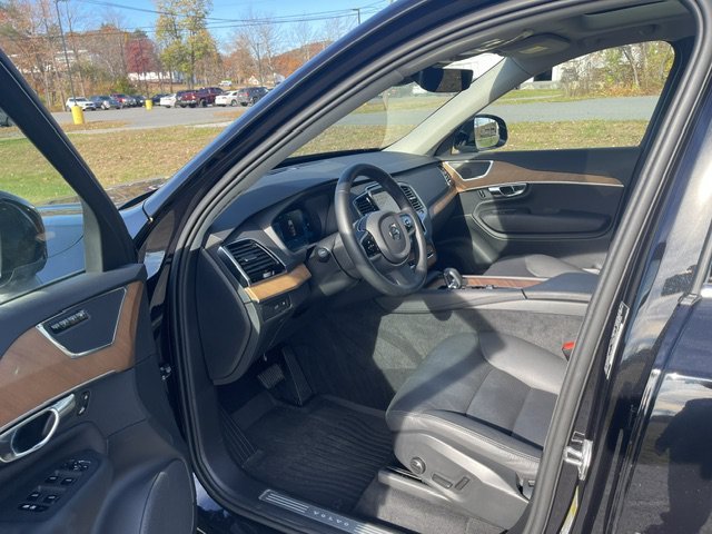 Used 2025 Black Volvo Plus image 7