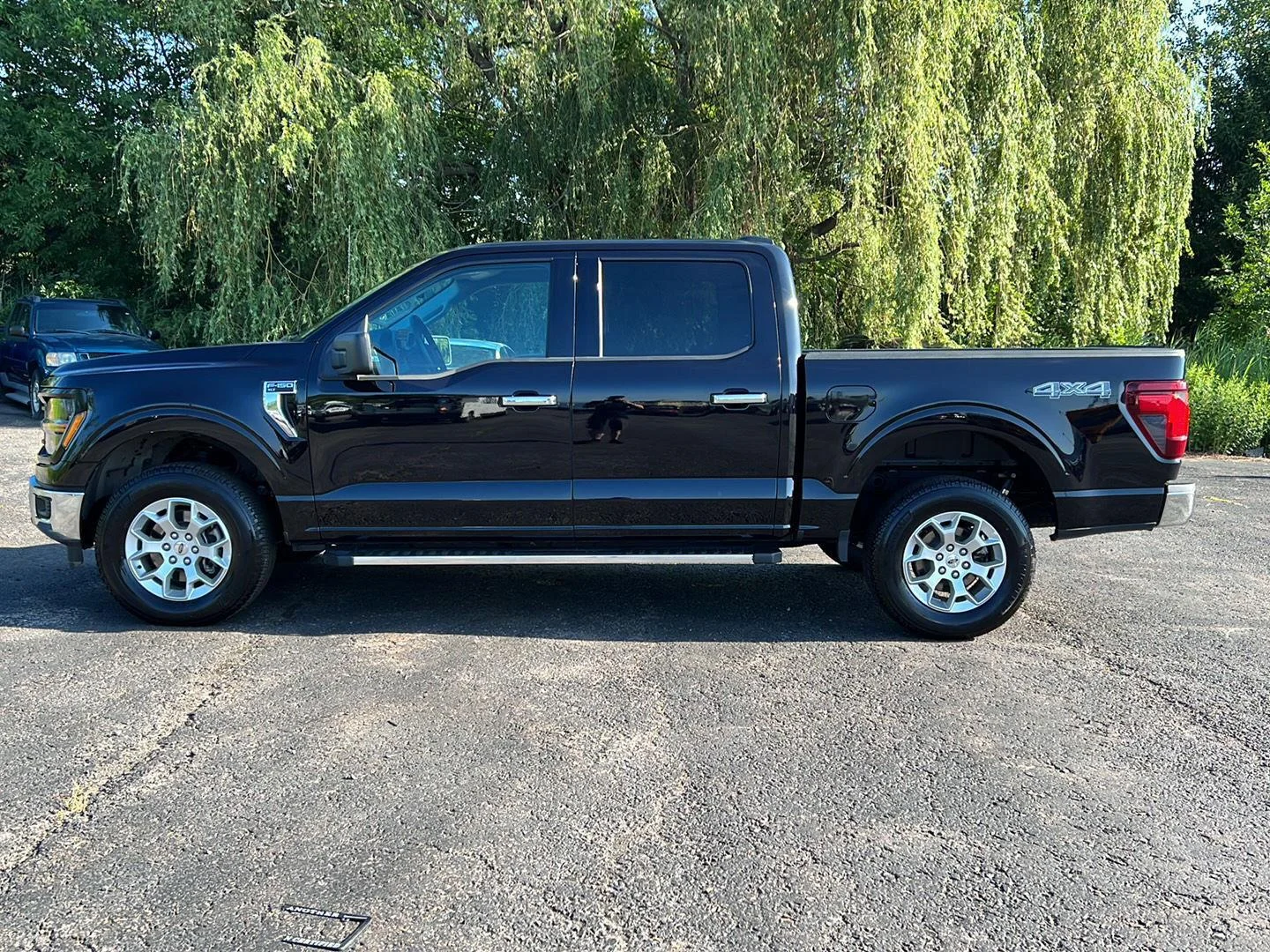Used 2025 Agate Black Ford XLT image 16