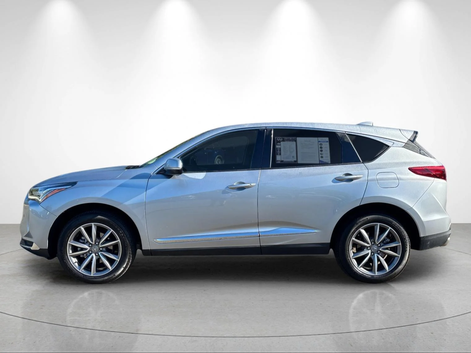 Used 2023 Lunar Silver Metallic Acura w/Technology Package image 2