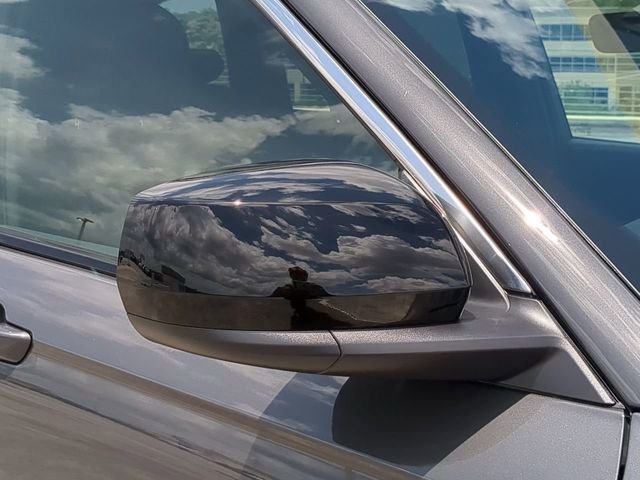 New 2026 Baltic Gray Metallic Clear-Coat Exterior Paint Jeep Laredo X image 12