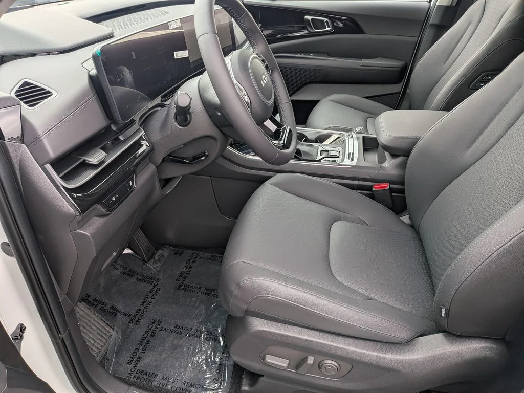 New 2026 Snow White Pearl Kia SX Prestige image 48