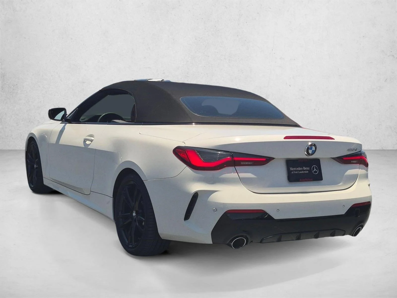 Used 2021 Alpine White BMW 430i image 7